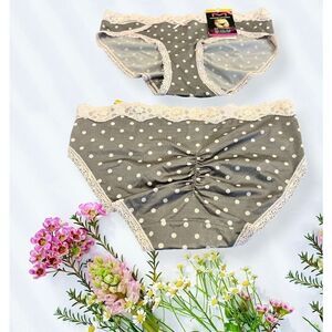 Maidenform the cheekies lot of 2